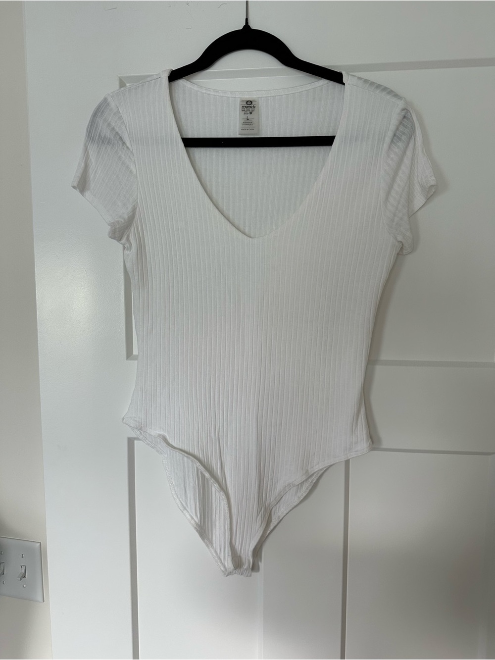 Women’s Mono B White Ribbed Short Sleeve Bodysuit